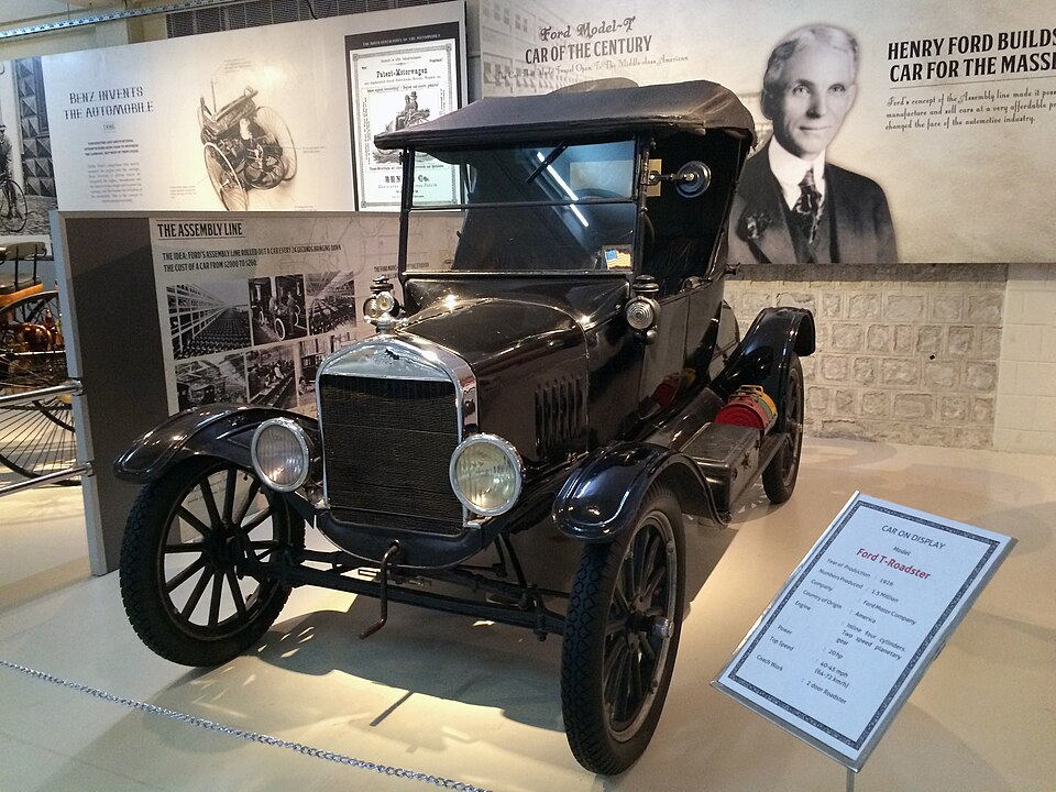 1924-1925 Ford Model T Roadster in Gedee Car Museum, Coimbatore, India