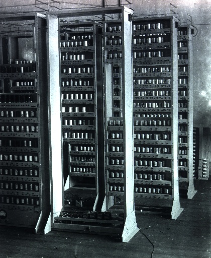 EDSAC was one of the first computers that remembered what you told it even after you turned the power off. This is called (von Neumann) architecture.