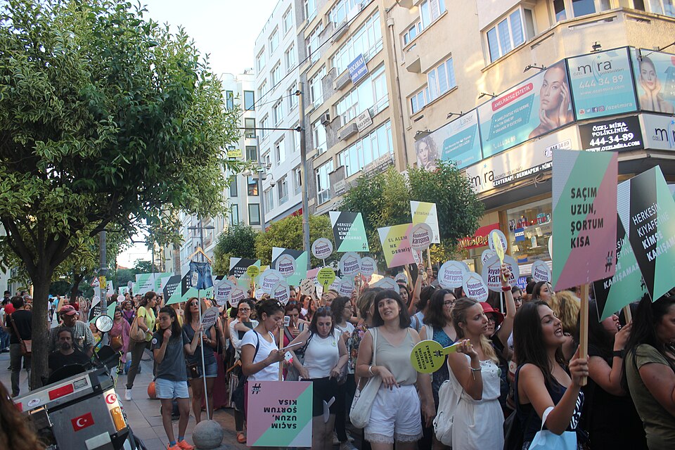 Turkish women in Istanbul