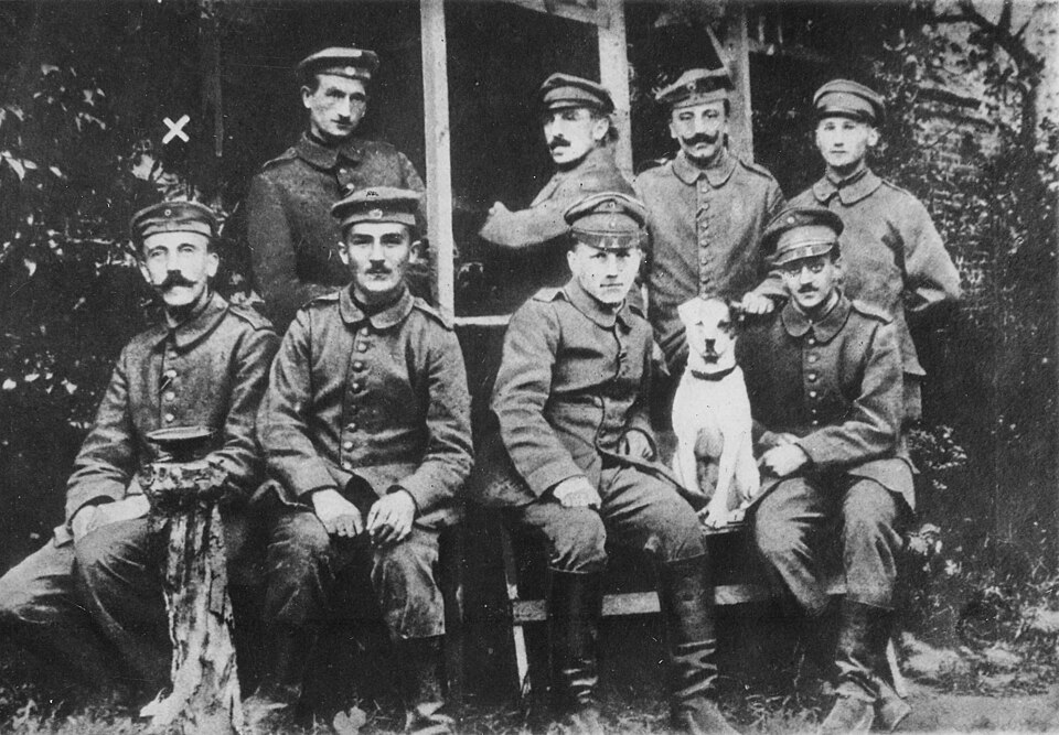Hitler with other German soldiers in World War I