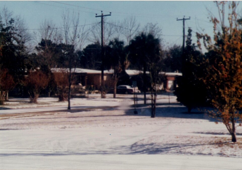 Snow in Florida is very uncommon, but has fallen in every major Florida city at least once. Snow does fall sometimes in North Florida.