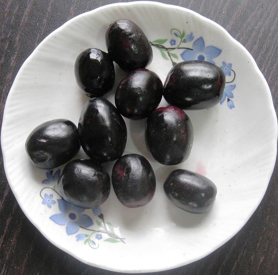 Jambul fruits