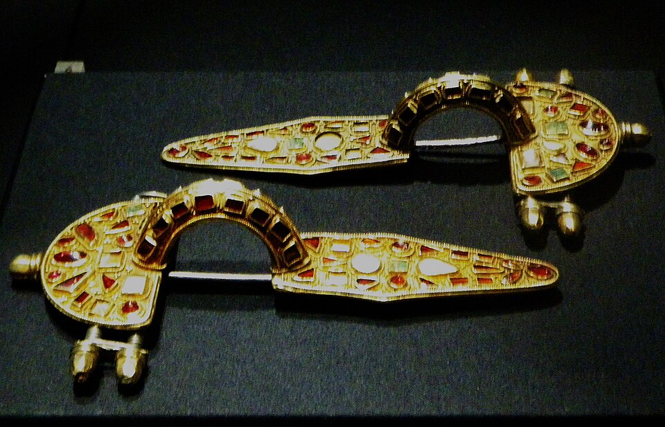 Gothic artifacts