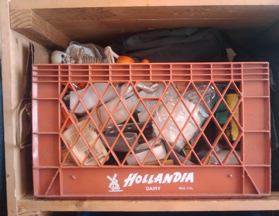 Polyethylene crate