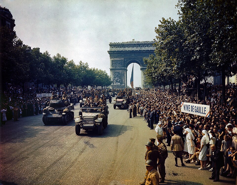Crowds welcome the Free French after the liberation of Paris