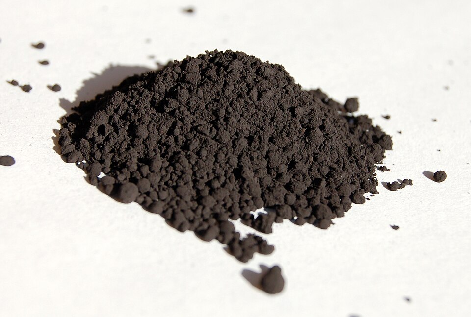 Silver(I) oxide