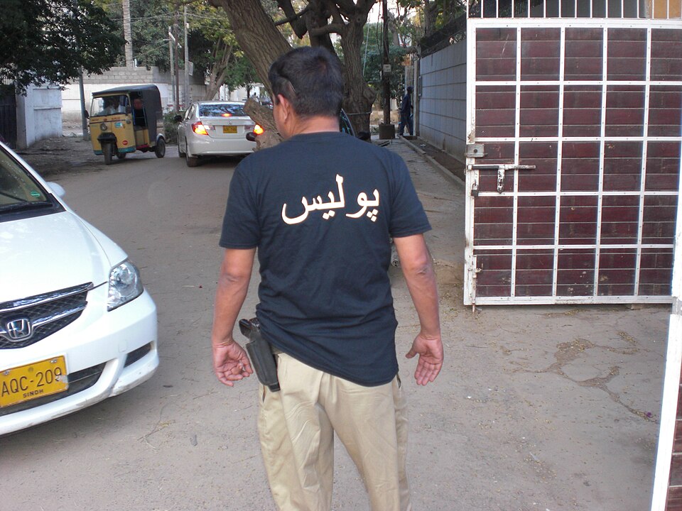 A policeman of the Sindh Police of Pakistan in uniform.