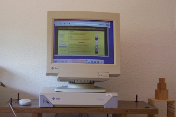 A Sun SparcStation 4 running CDE on Solaris.